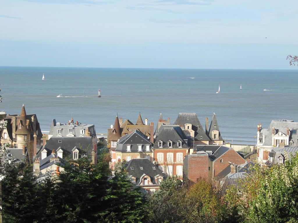 La Regina Apartment Trouville-sur-Mer Room photo